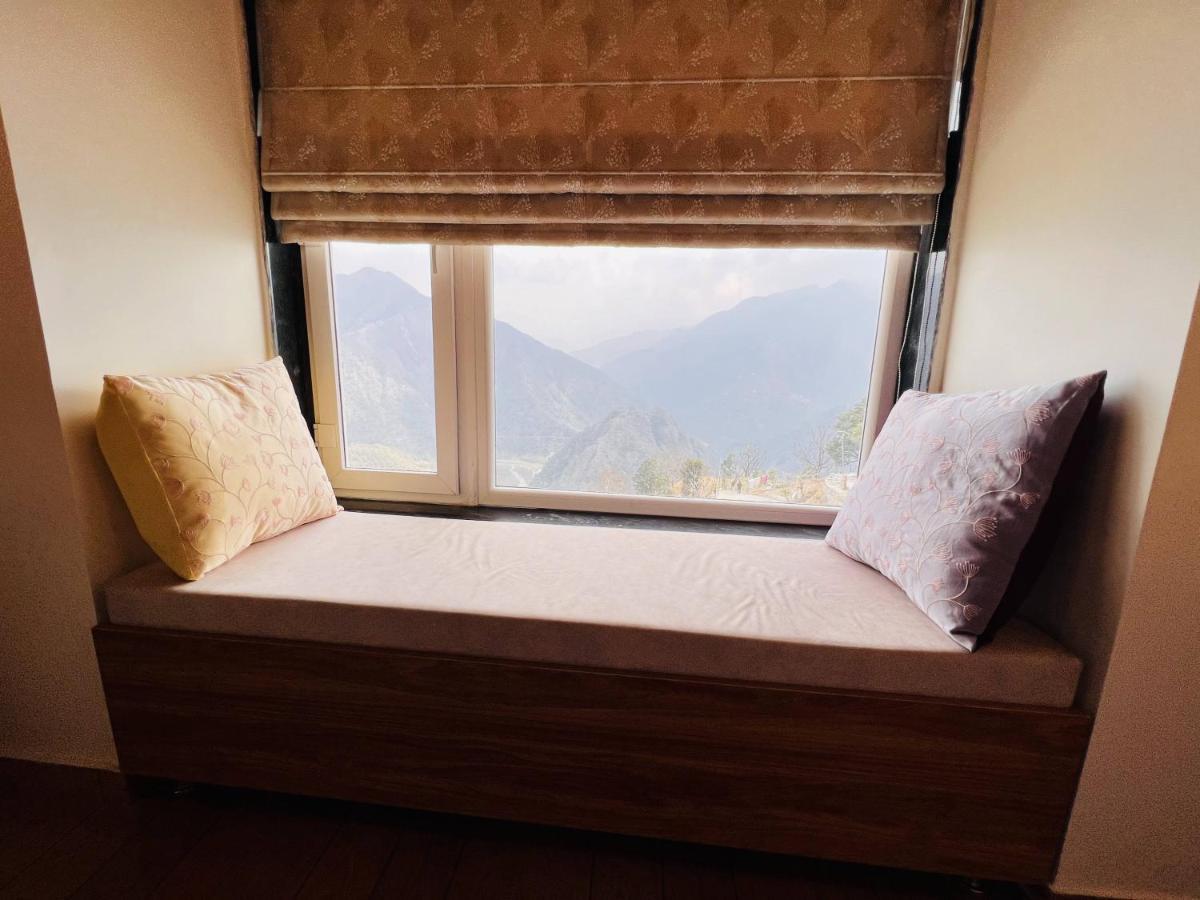 Hotel Dandelion By The Hills Lakhwār Exterior foto